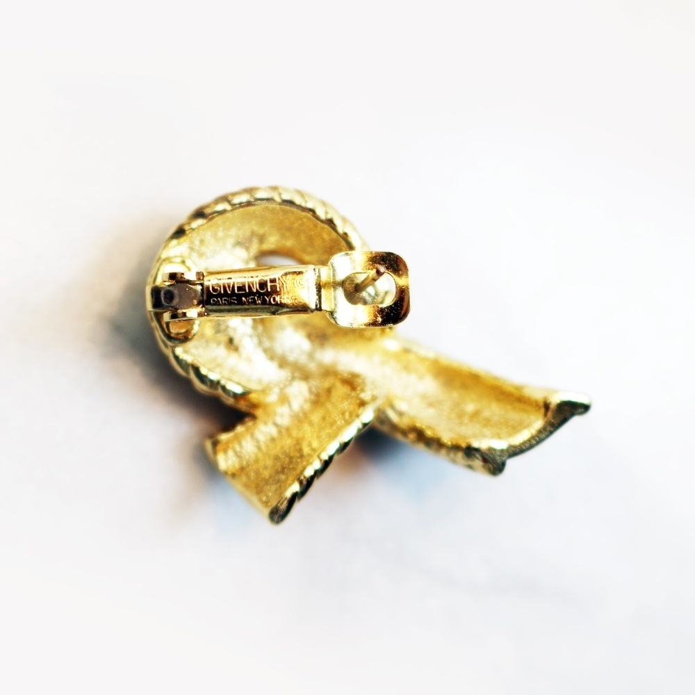 ⚜️ GIVENCHY PARIS NEW YORK "LOVE KNOT" GOLD PLATED BIJOUX PIERCED EARRINGS - Picture 12 of 16